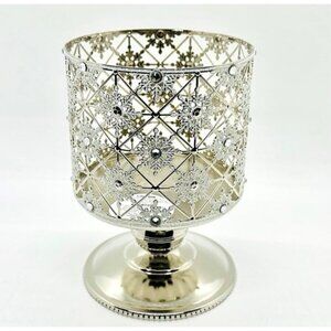 Bath and Body Works | Snowflake 3 Wick Candle Pedestal NEW